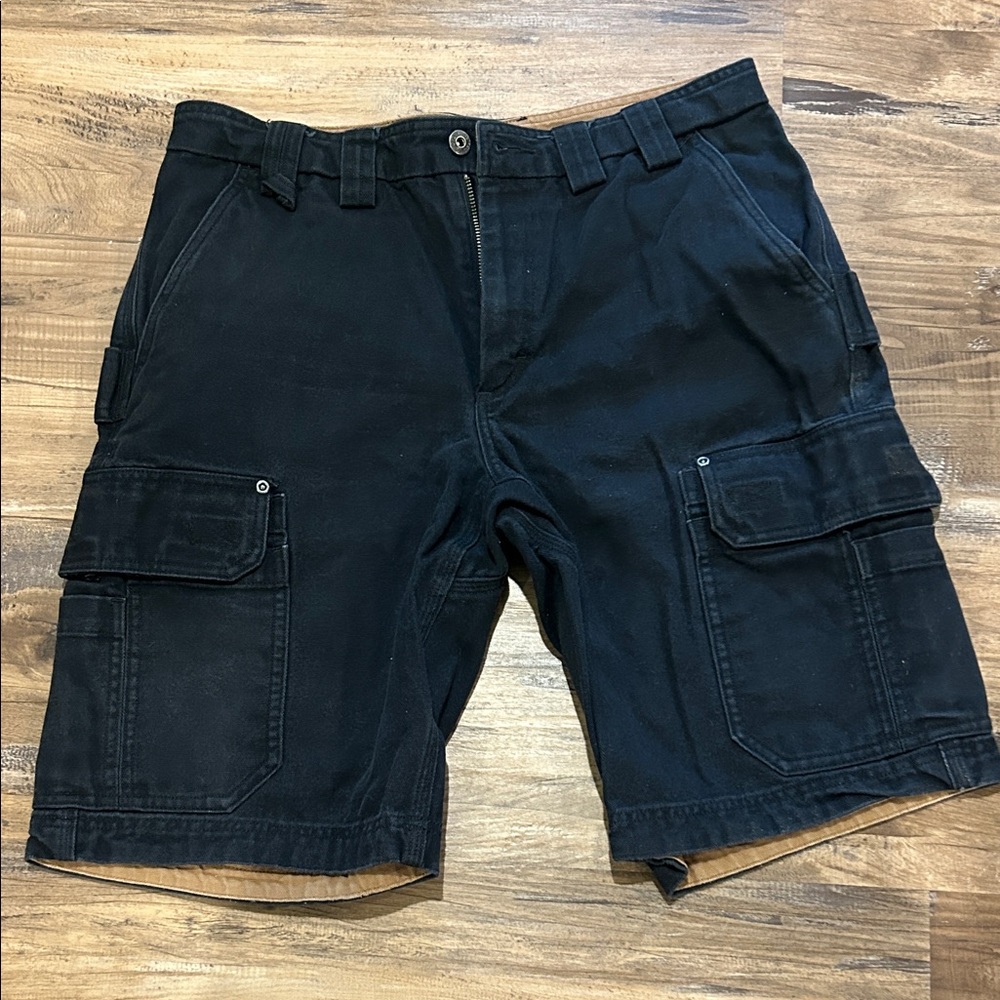 Duluth Trading Co Black Cargo Shorts